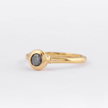 Load image into Gallery viewer, Salt and pepper diamond ring in 18ct yellow gold.