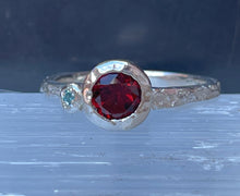 Load image into Gallery viewer, Sterling silver ring with garnet and topaz
