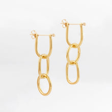 Load image into Gallery viewer, Gold plated chain earrings in 3 links
